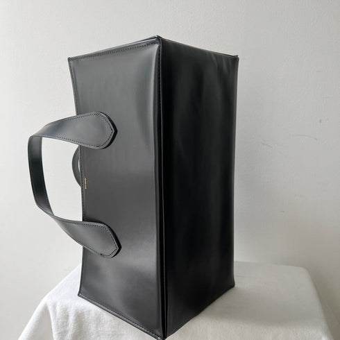 BOX-M